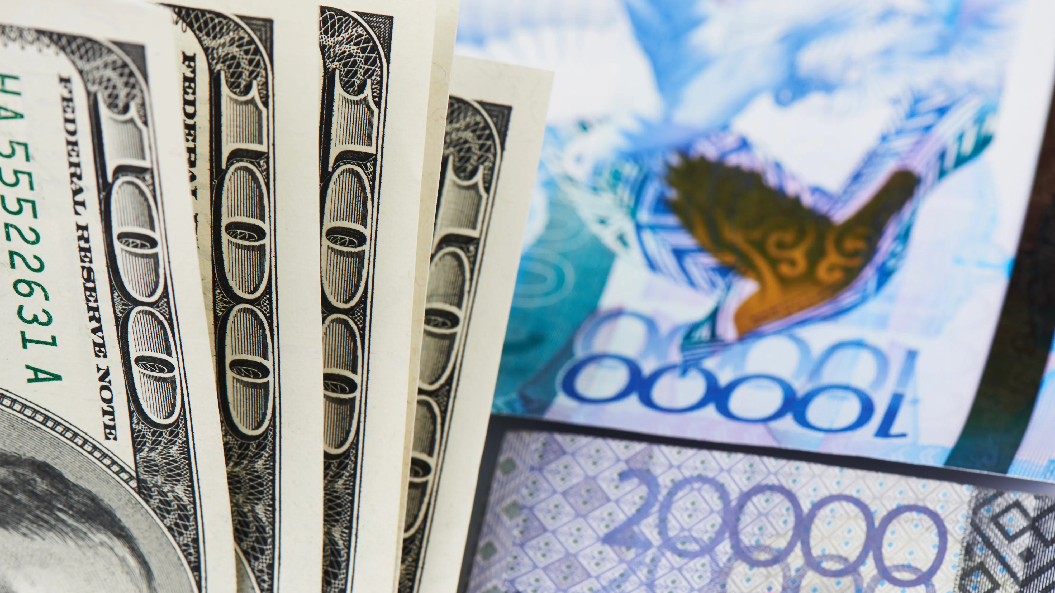 Курсы валют в обменниках Алматы и Астаны на 11 августа 2026 года
