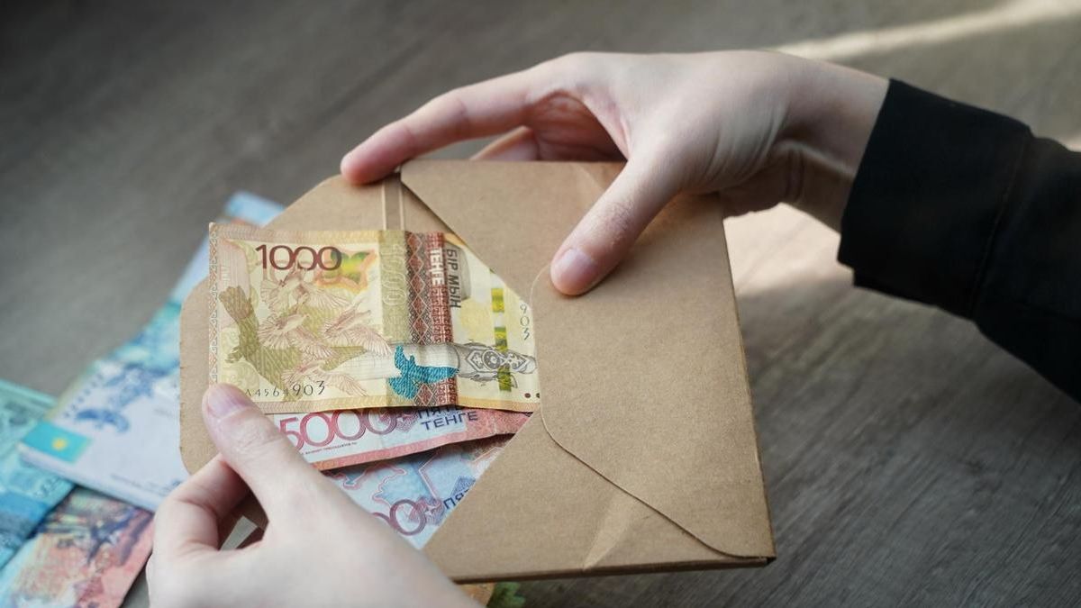 Казахстанец потерял 800 тыс. тенге в надежде устроиться на работу: подозреваемый задержан