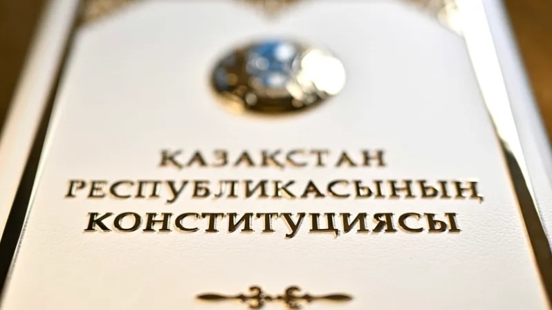 От выпускника до аксакала: что думают жители Шымкента о новой Конституции