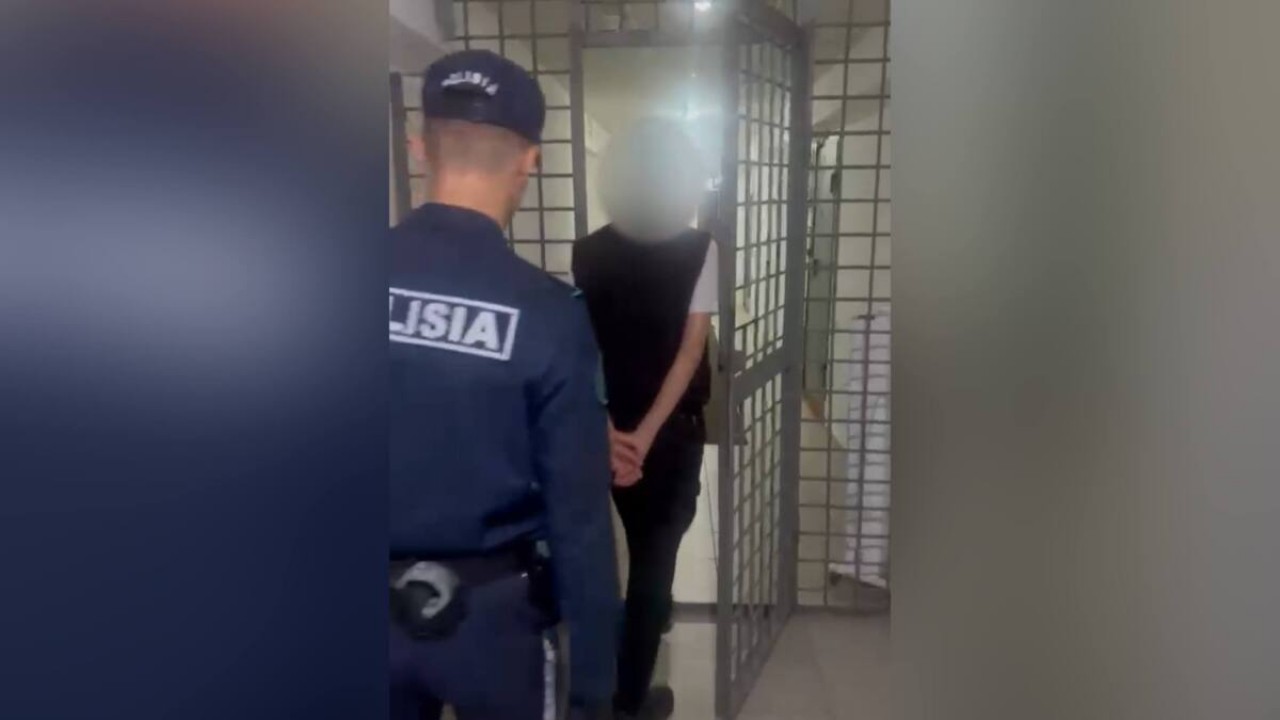 В Кокшетау задержан бывший солдат, решивший заняться сбытом синтетики