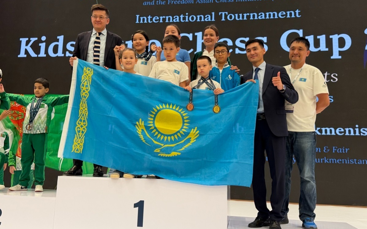 Юный талант из Казахстана стал чемпионом шахматного турнира в Ашхабаде
